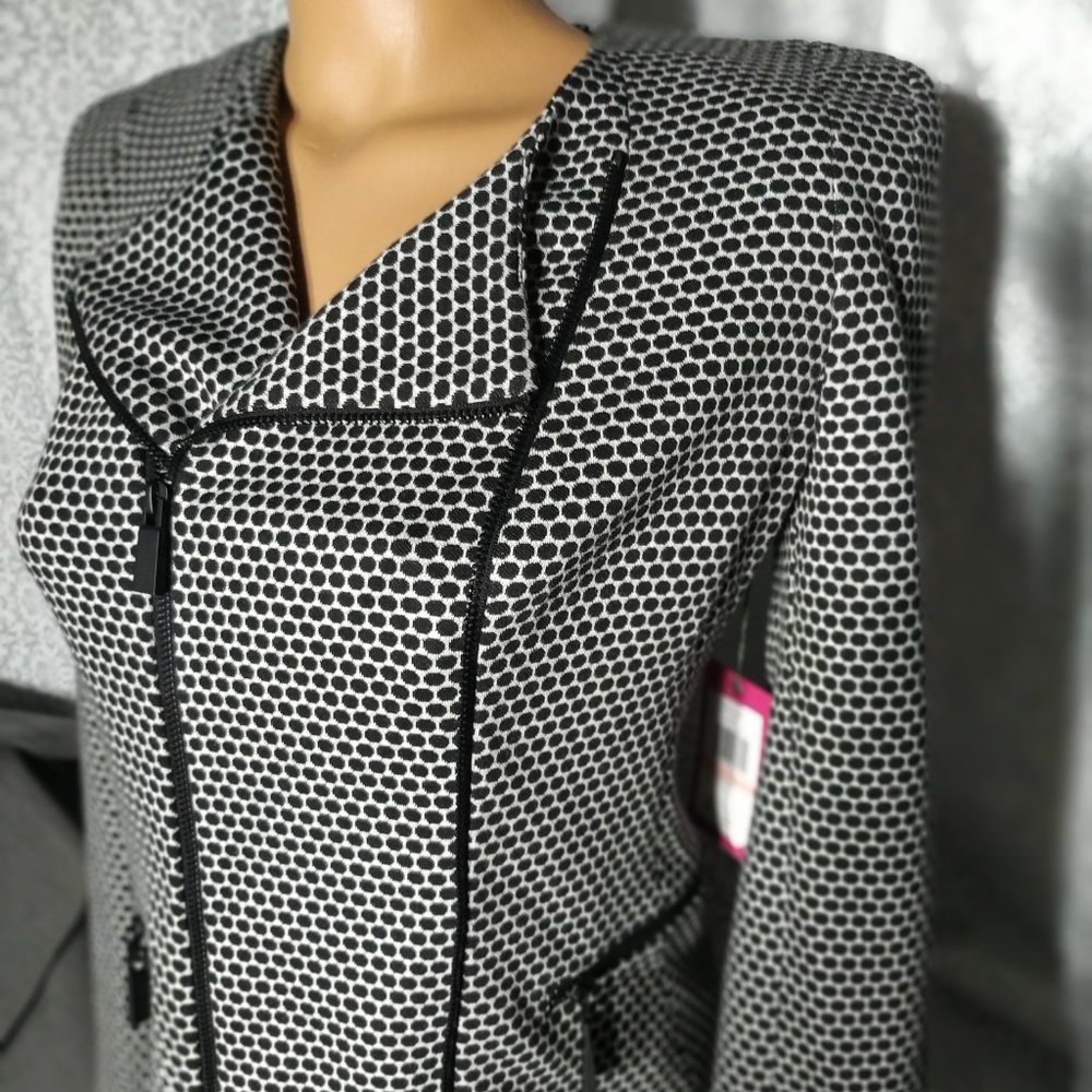 Vince. Camuto cropped jacket